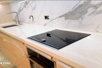 Белая кухонная столешница из акрилового камня LG Hi-Macs S302 Opal