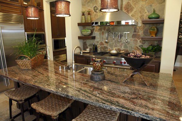 Кухонная мебель из камня